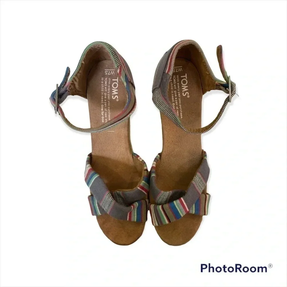 TOMS wedges *7.5*